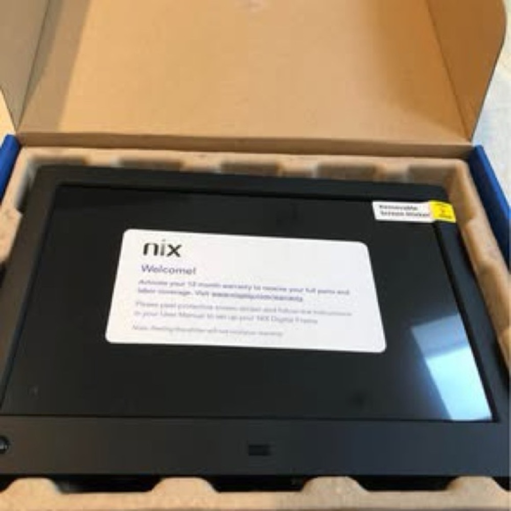 NIX Digital Photo Frame with Remote - Picture 5 of 6